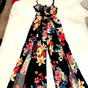 Floral jumpsuit Size M